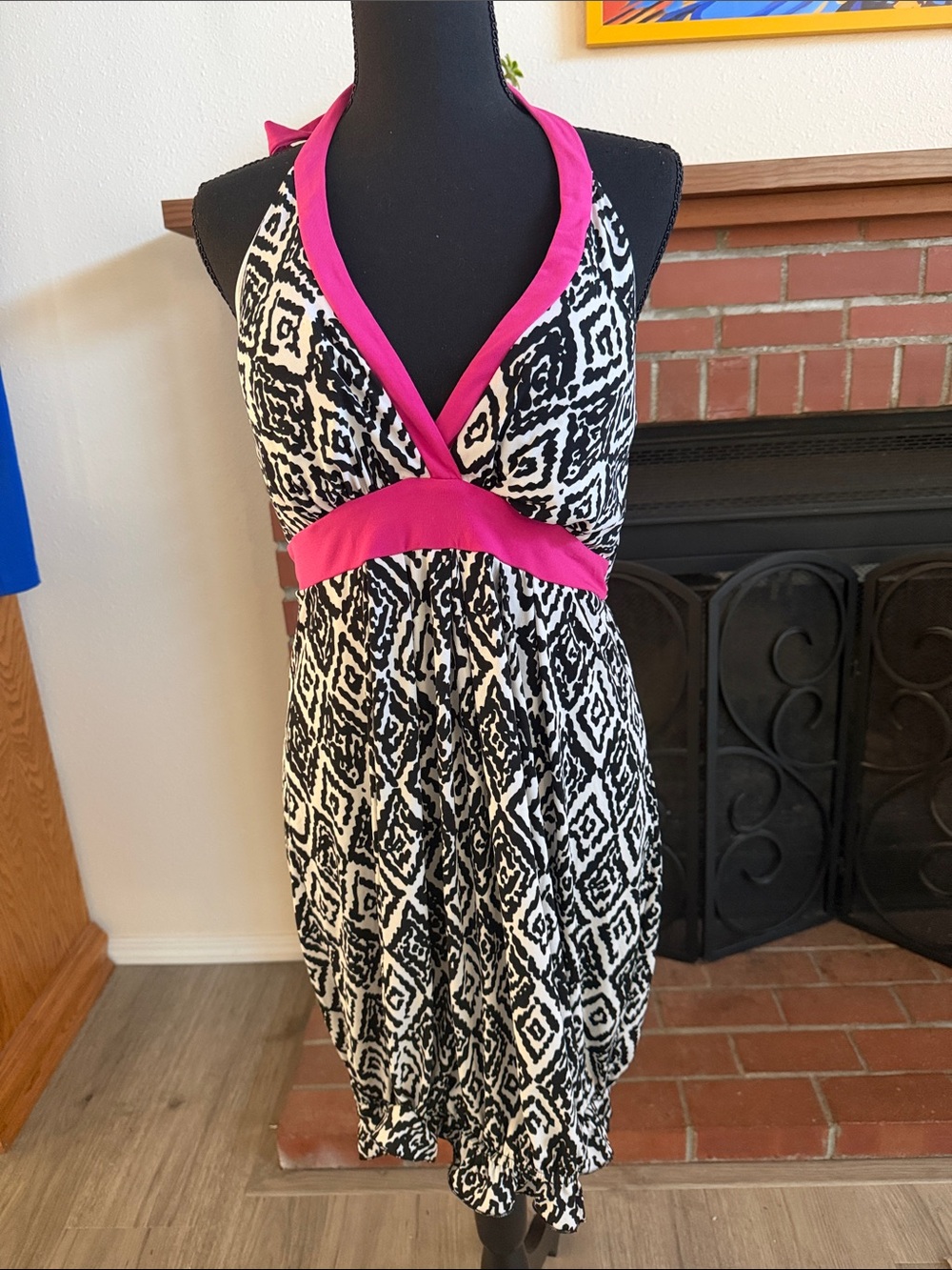 XOXO Black and White Geometric Backless Halter Dress with Pink Trim